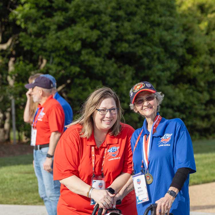 Honor Flight attendees 