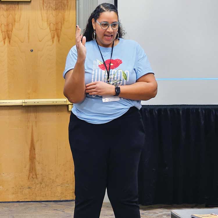 ALA member teaching sign language 